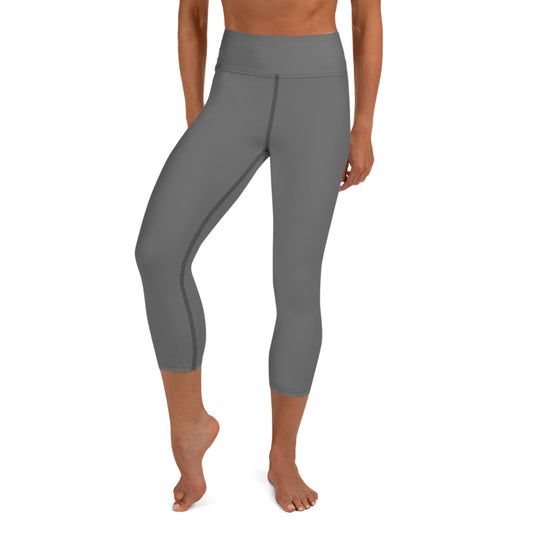 360 Lifestyle Yoga Capri Leggings in Solid Grey