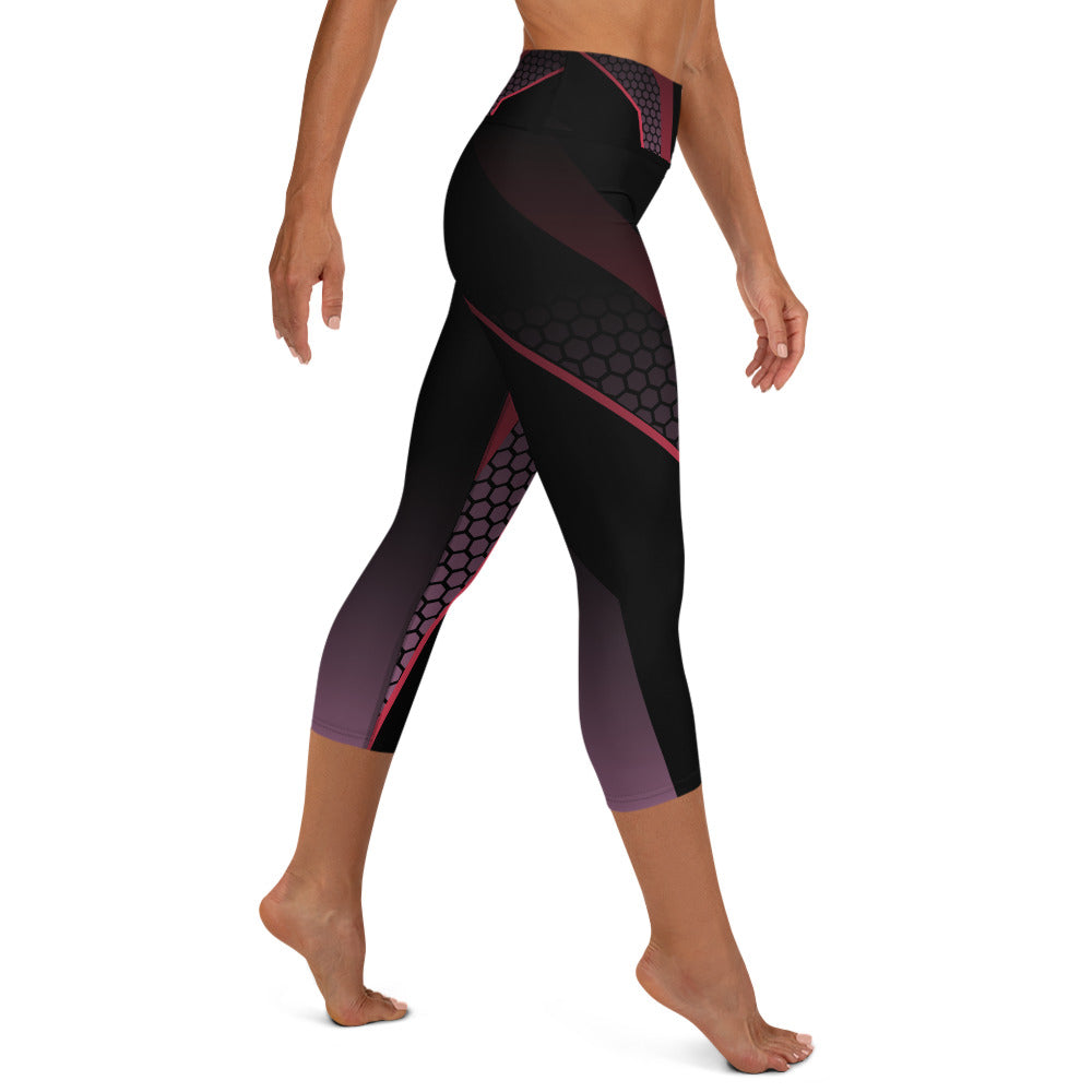 360 Lifestyle Yoga Capri Leggings black with pink geo print