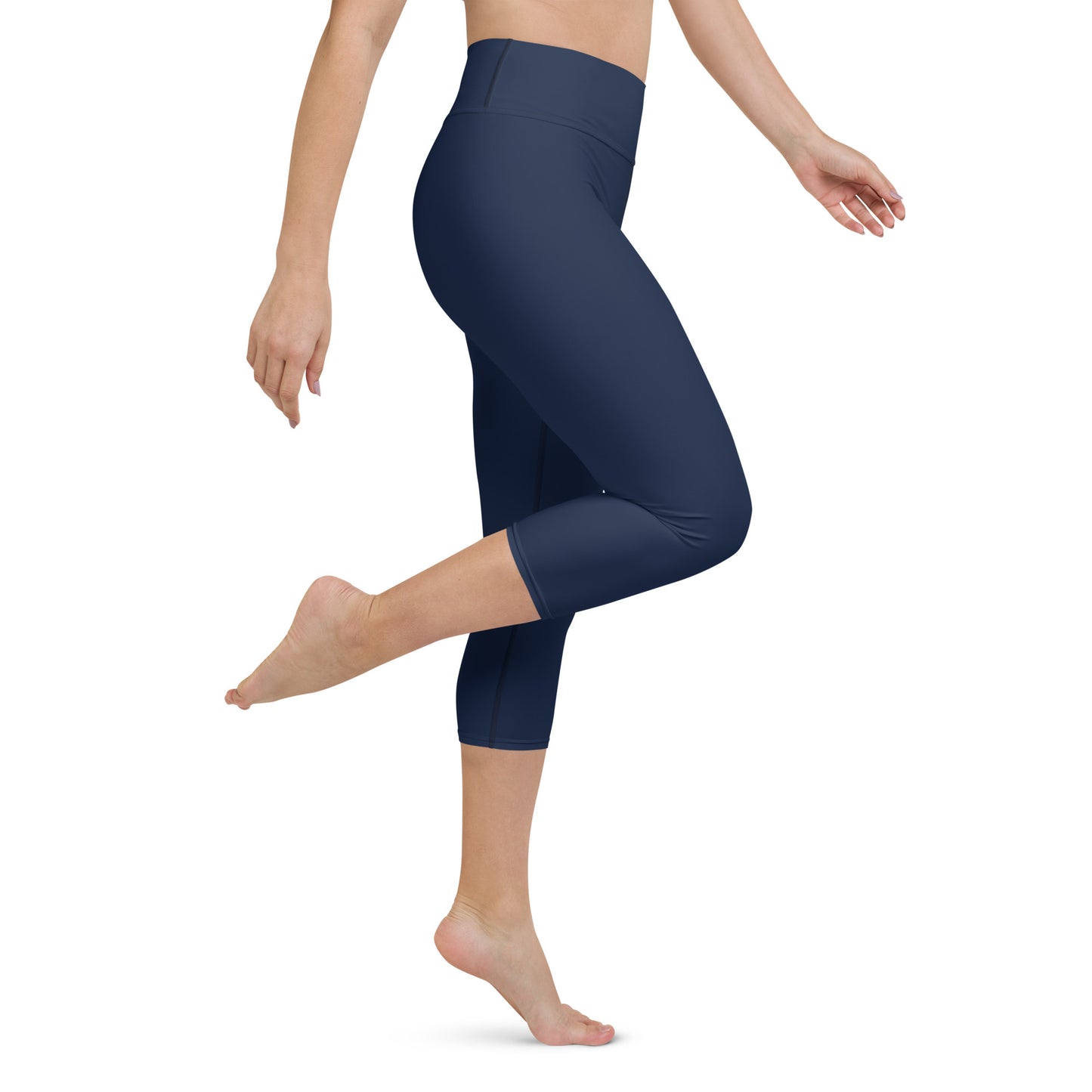 360 Lifestyle Yoga Capri Leggings in Solid Navy